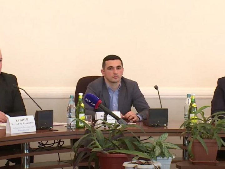 Руководитель Фонда капремонта РД принял участие в межрегиональном отраслевом совещании в Нальчике